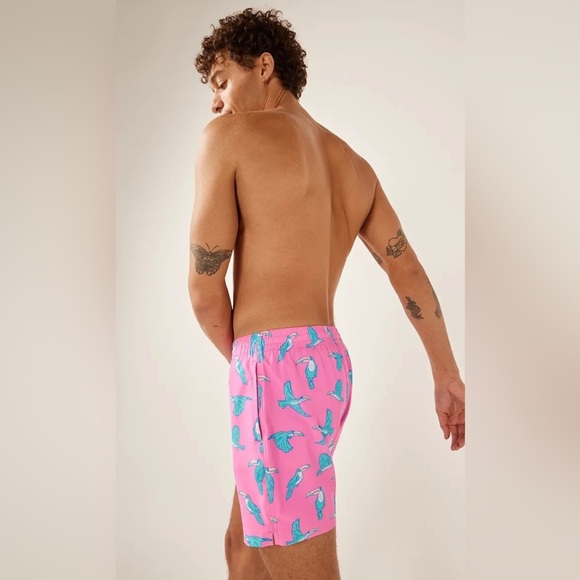 Chubbies Mens Classic Swim Trunks 5.5" The Toucan Do Its Bird Boardshorts Small - Picture 3 of 14